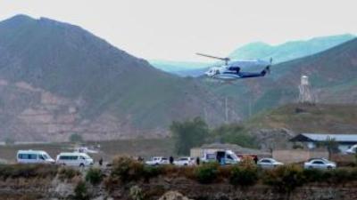 持续更新｜伊朗总统乘坐的直升机所在位置被发现，救援队正在接近