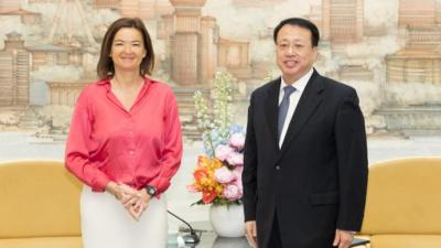 上海市长会见斯洛文尼亚副总理法永，加强经贸教育科技合作，挖掘文化旅游潜力