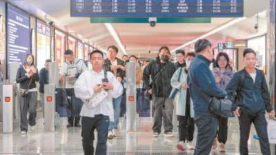 在铁路上海站换乘3、4号线不再安检，东北出站口启用，节省旅客时间10至15分钟