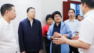 湖南省政协主席毛万春在永州衡阳宣讲调研