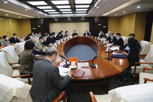 3月21日，民进中央常务副主席朱永新带队走访文化和旅游部，与文化和旅游部党组书记、部长胡和平座谈。
