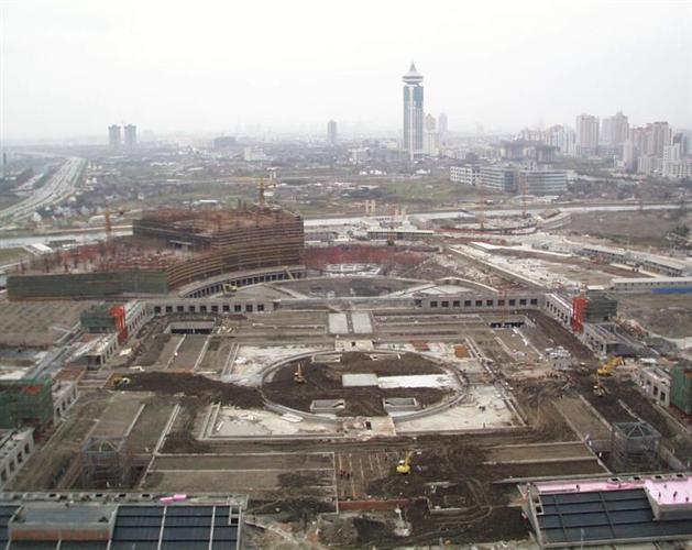 上海科技馆建设之初。图片来源：上海科技馆行政网