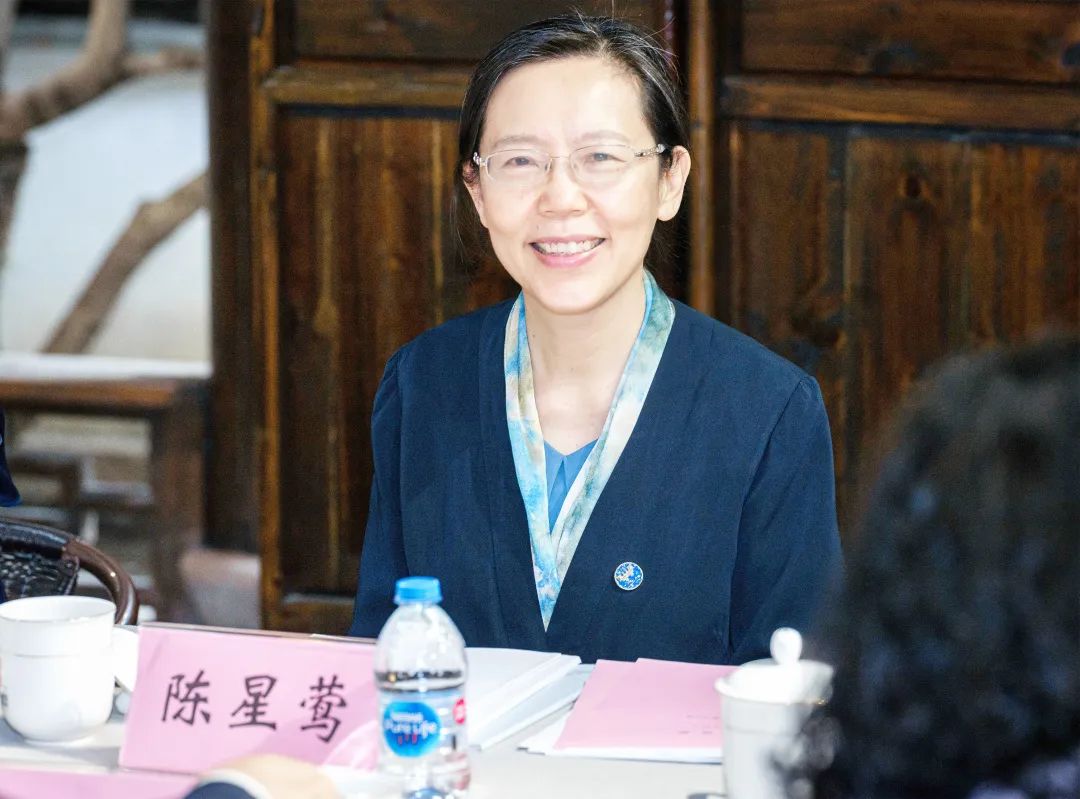 陈星莺汇报工作情况