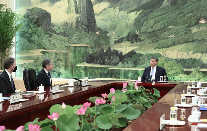 6月19日下午,国家主席习近平在北京会见美国国务卿布林肯。新华社记者 李学仁 摄