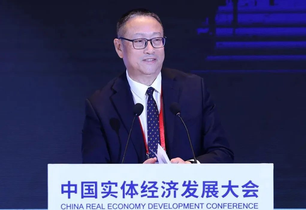 全国人大常委会副委员长、民革中央主席郑建邦出席大会并讲话。