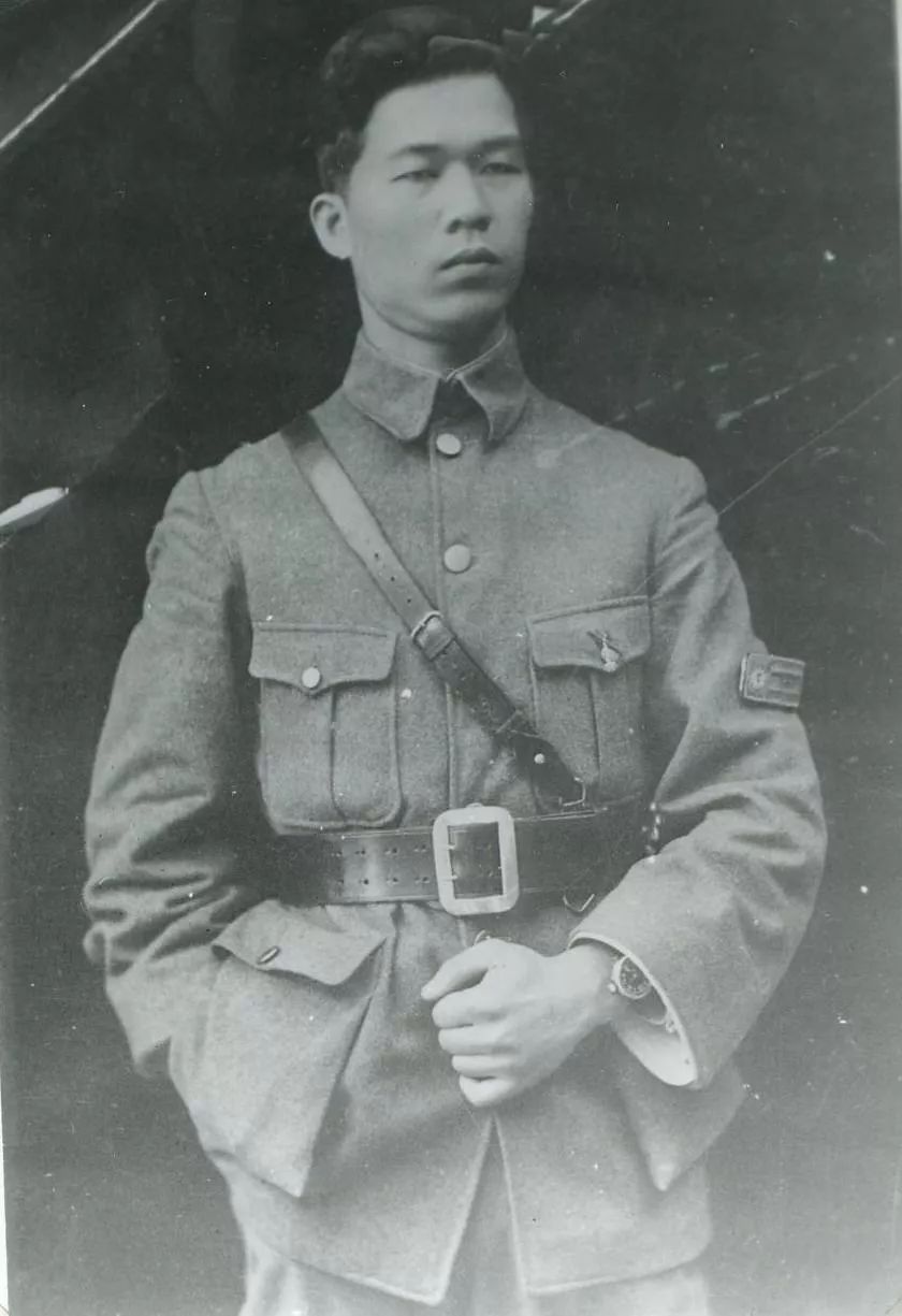 1926年,担任国民革命军总司令部政治部主任的邓演达