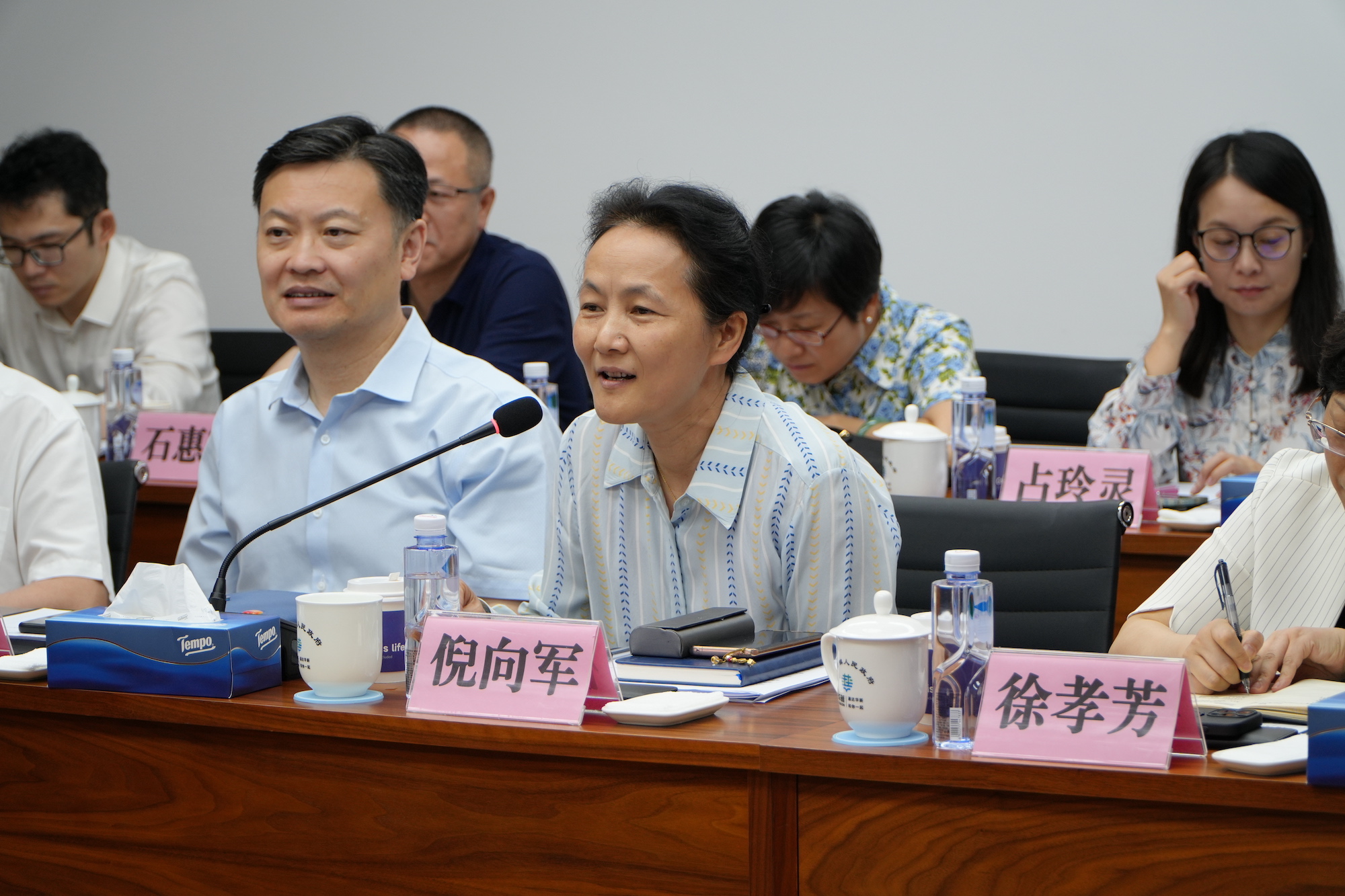 调研座谈会现场