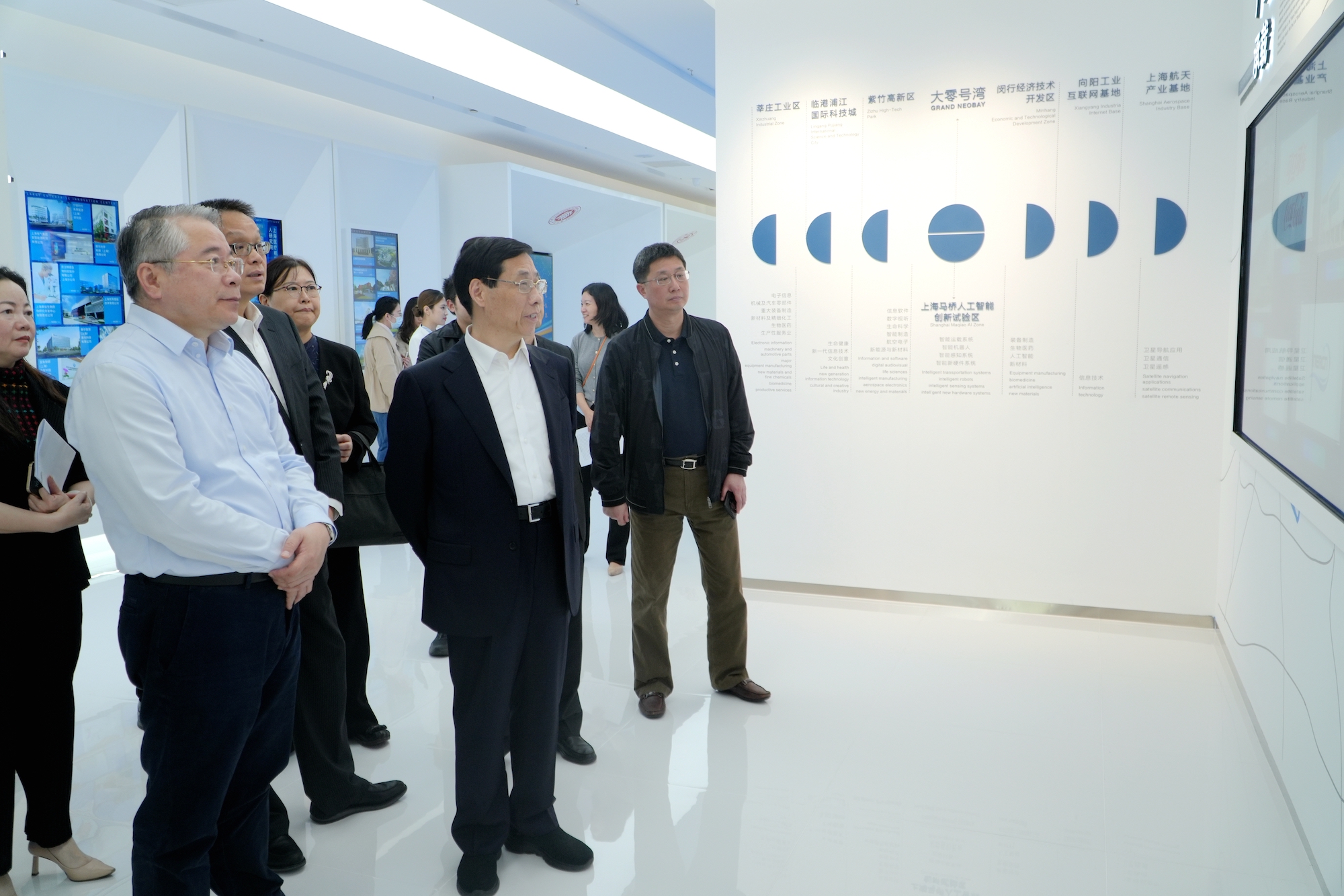 调研大零号湾科创大厦