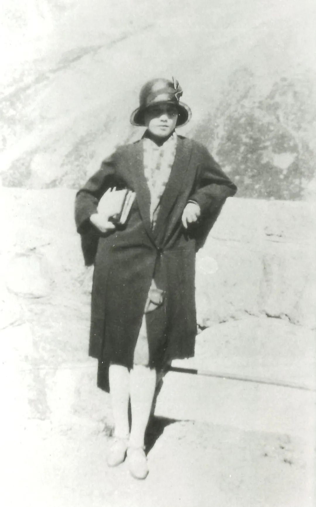 1929年5月,宋庆龄归国参加孙中山奉安大典前摄于欧洲