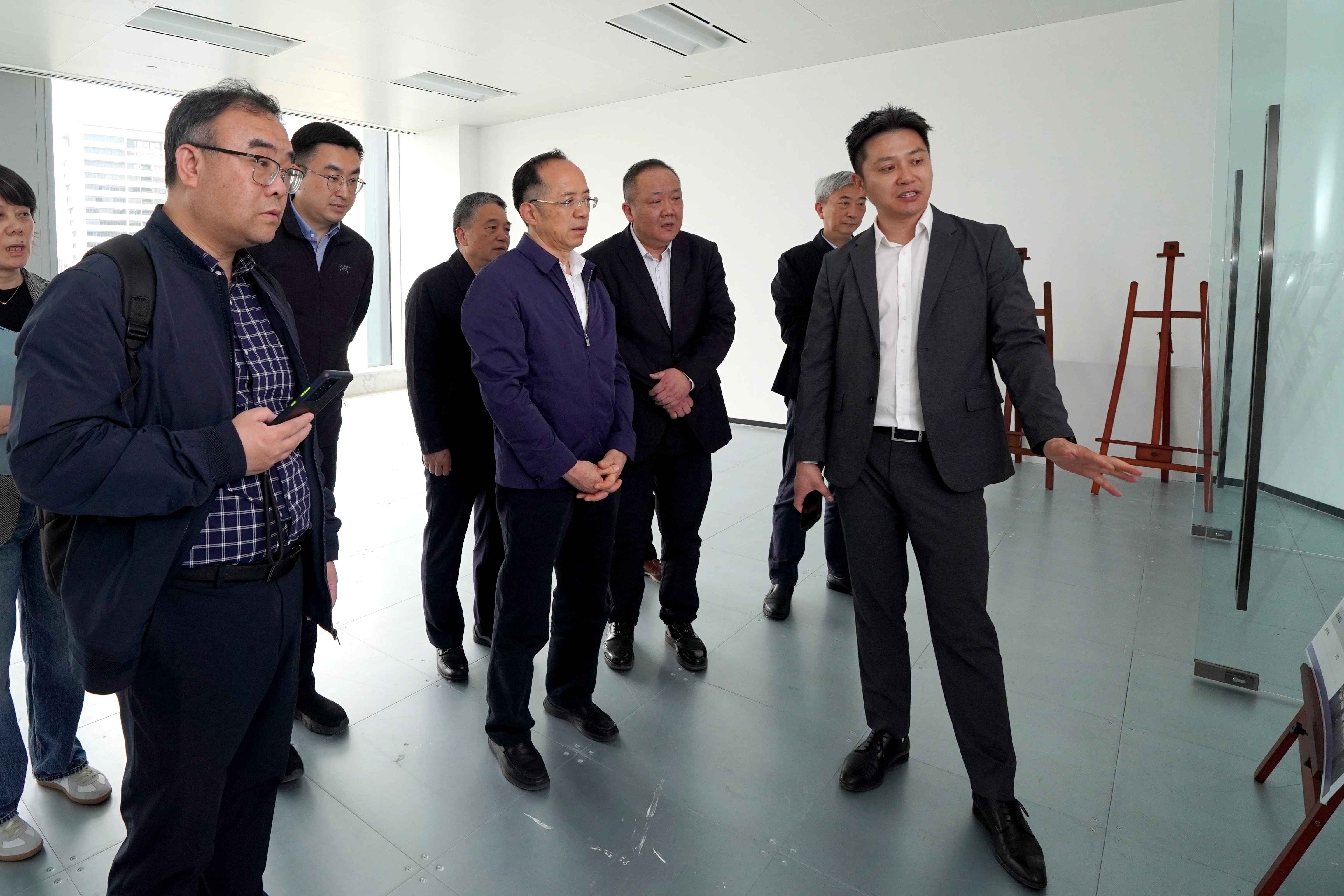 考察上海锦沧文华广场