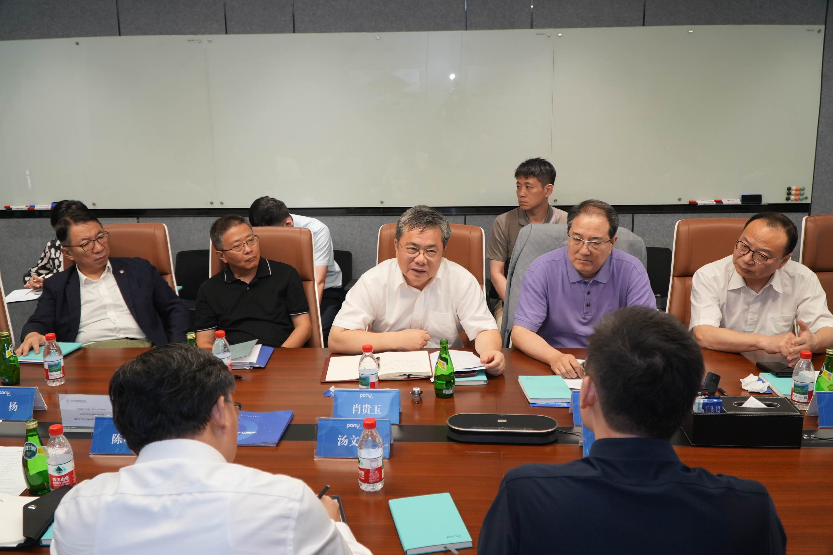 市政协副主席肖贵玉讲话