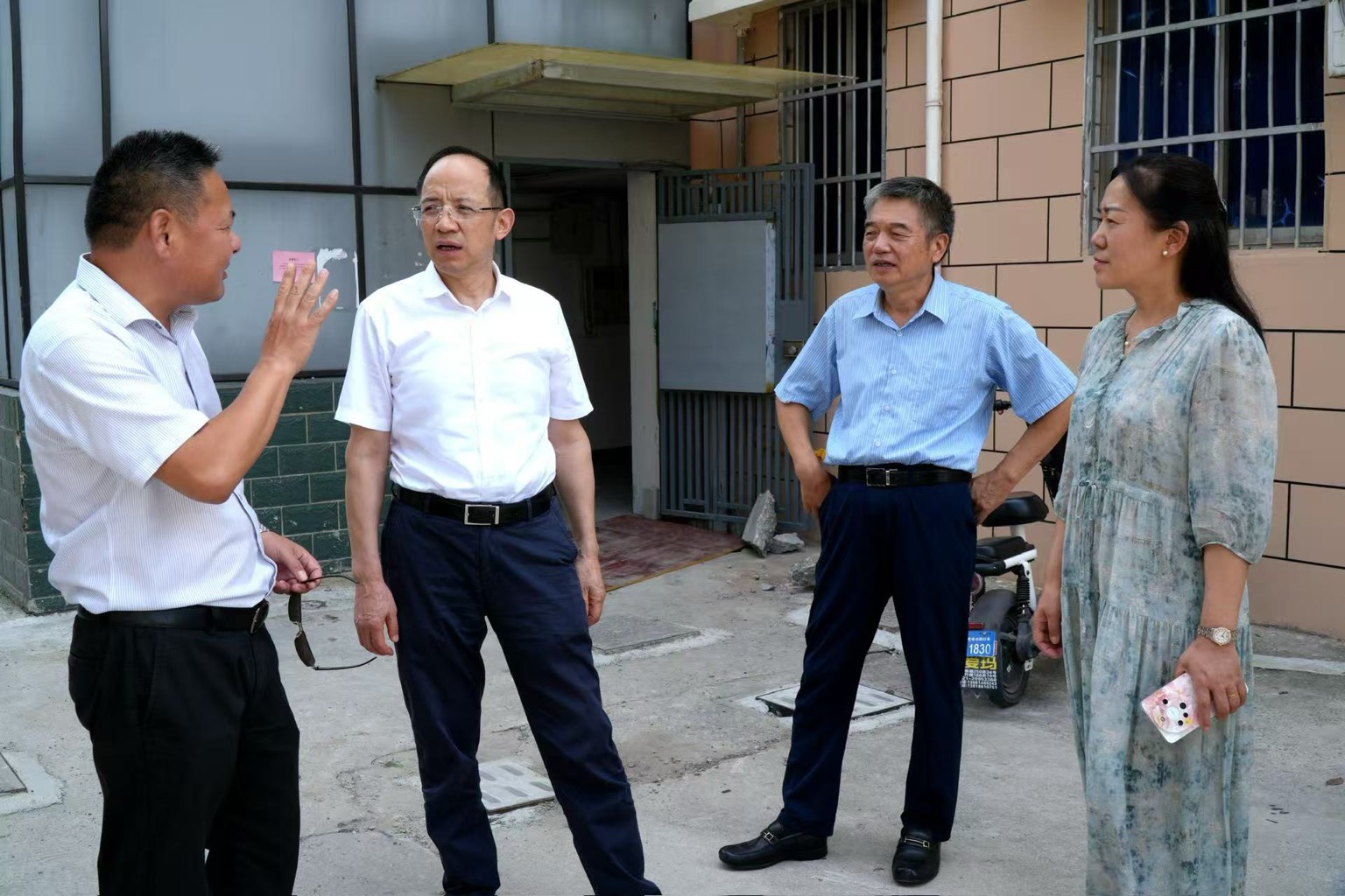 实地考察富民小区