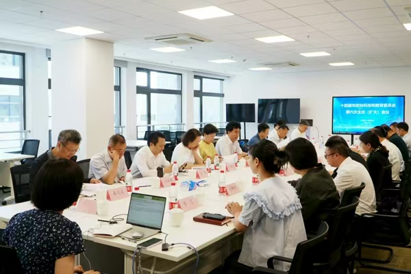 今年7月市政协科教委到访