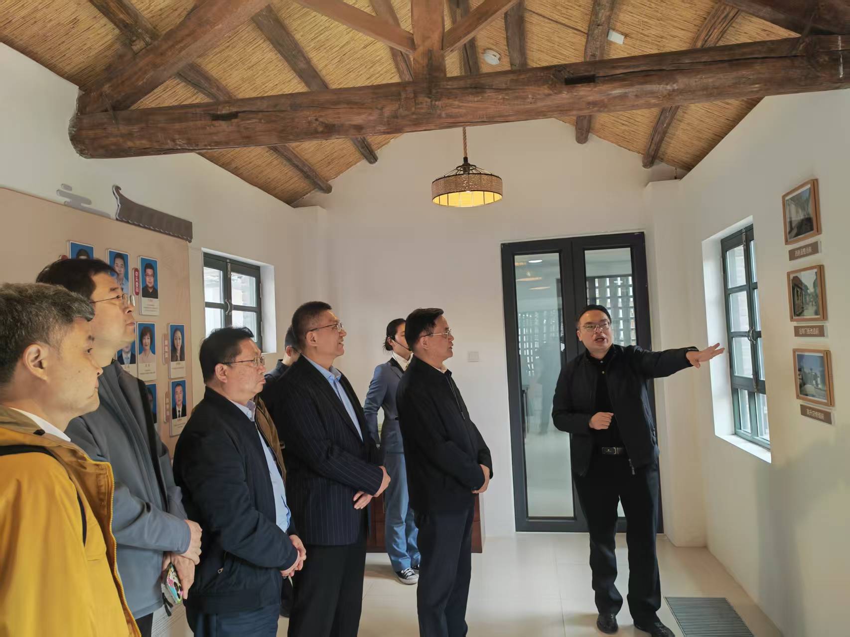 考察济南市政协协商议政体系建设。