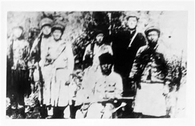 东北抗日联军第一路军女队员