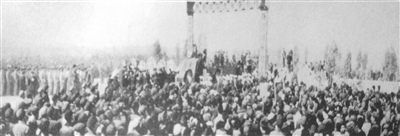 1966年2月26日，焦裕禄遗体迁葬兰考。