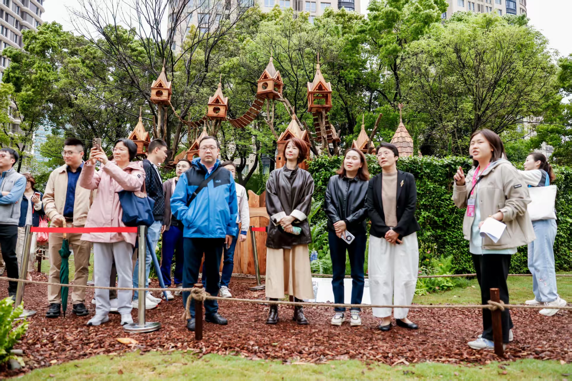 政协委员赴新天地街区调研&nbsp;&nbsp;黄浦区政协供图