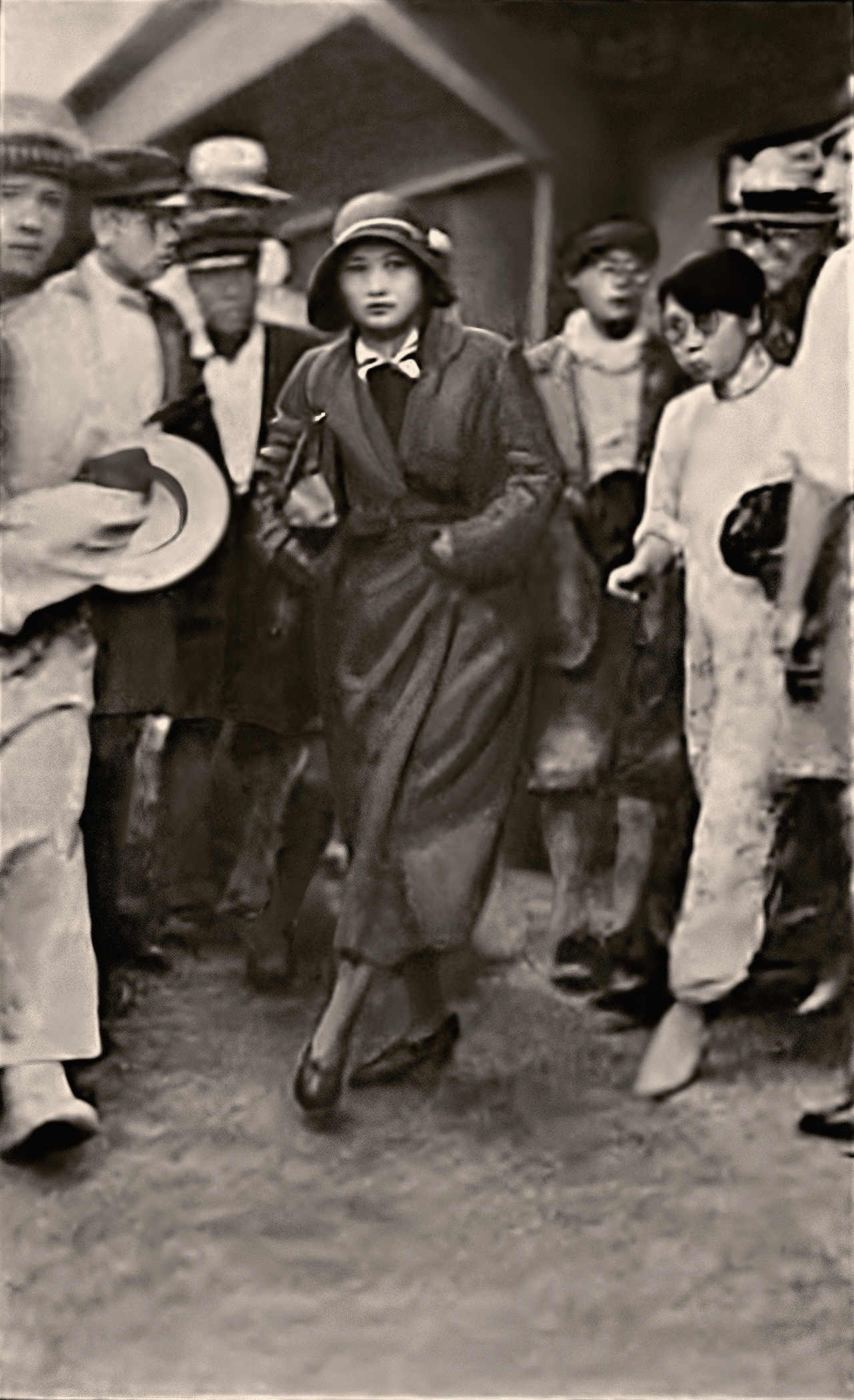 1931年7月末,宋庆龄为奔母丧启程回国