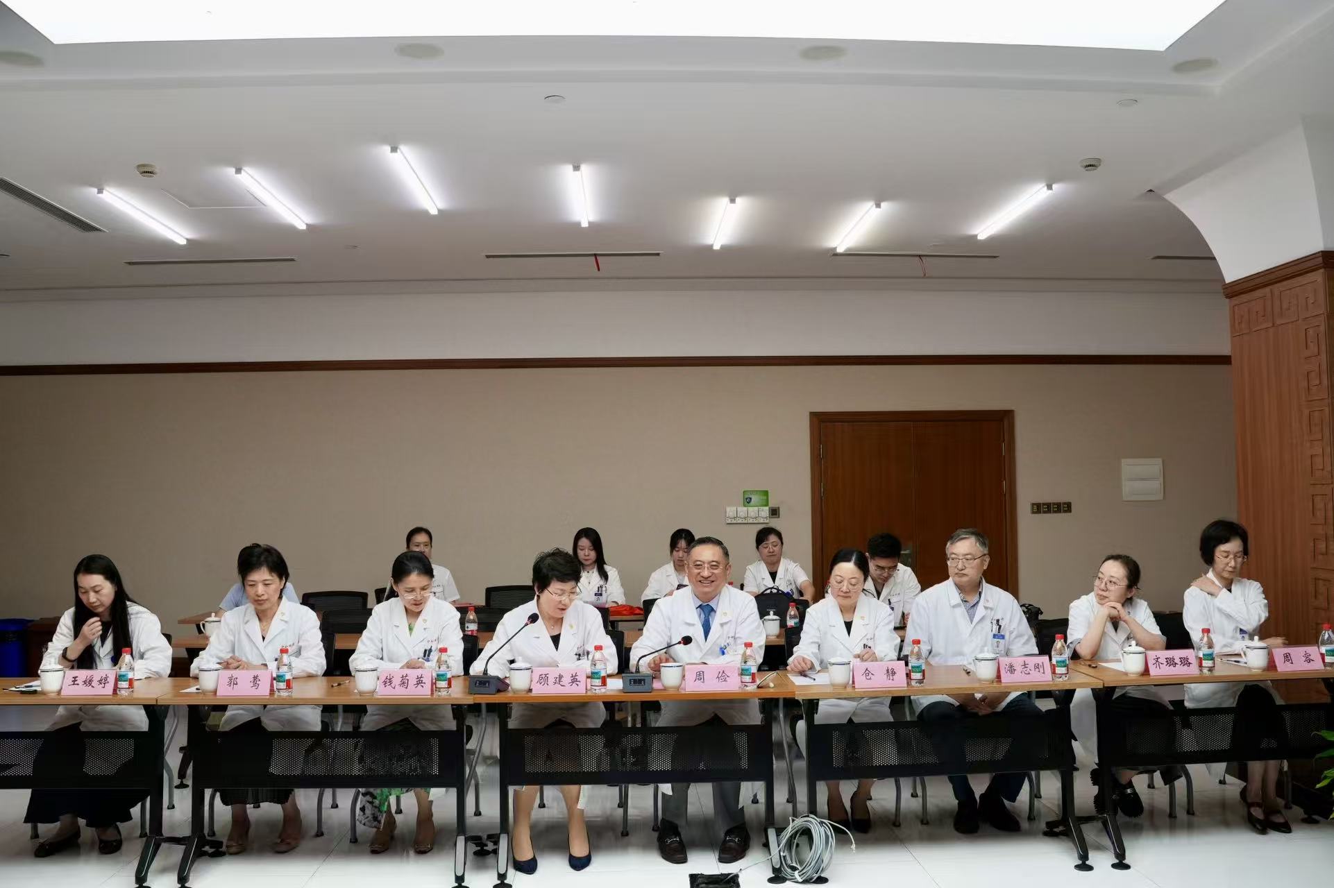 座谈会现场 游思静 摄