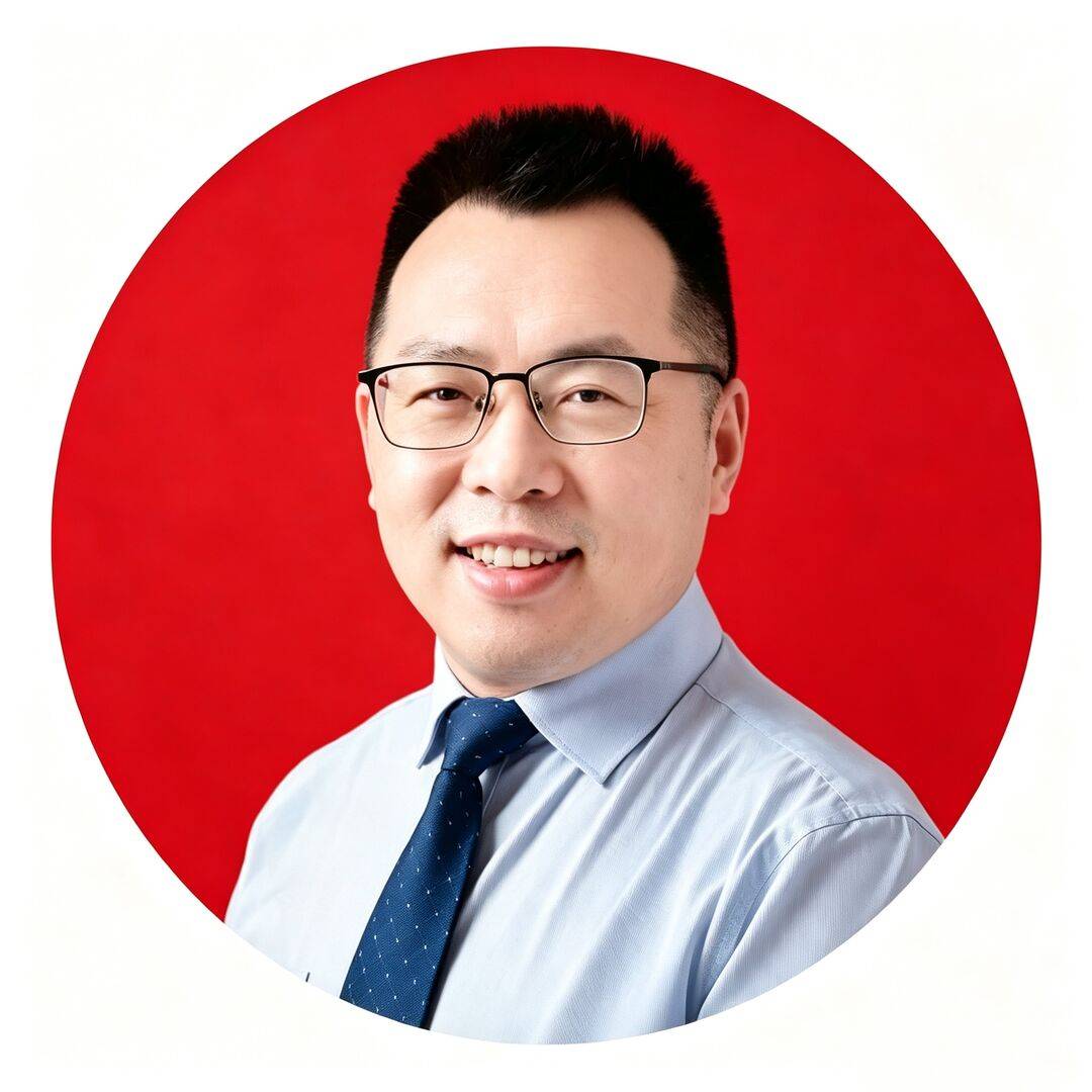 ▲区政协委员、西街初中心理健康教育专职教师 彭和平