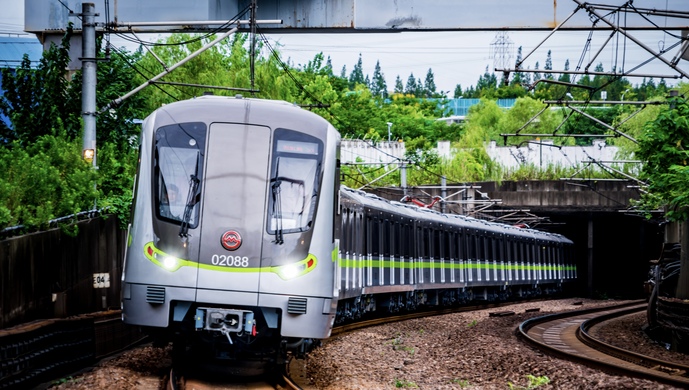 上海地铁2号线将升级成双卡双待列车无缝到站成可能