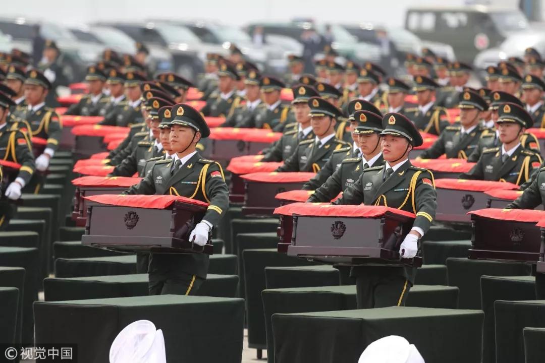 当年他们为我们牺牲今天请为他们做一件事