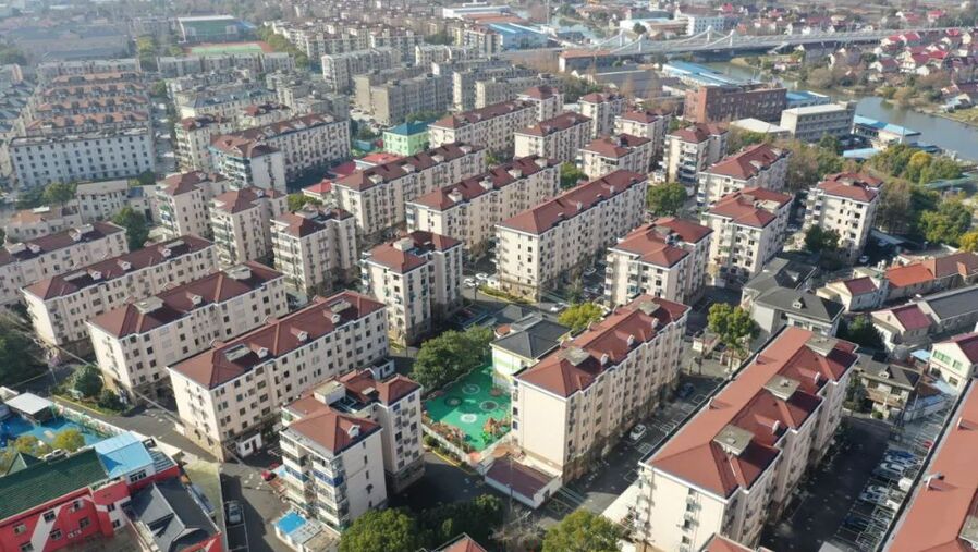 崇明堡镇多个老旧小区完成改造，一批公房旧貌换新颜_热点