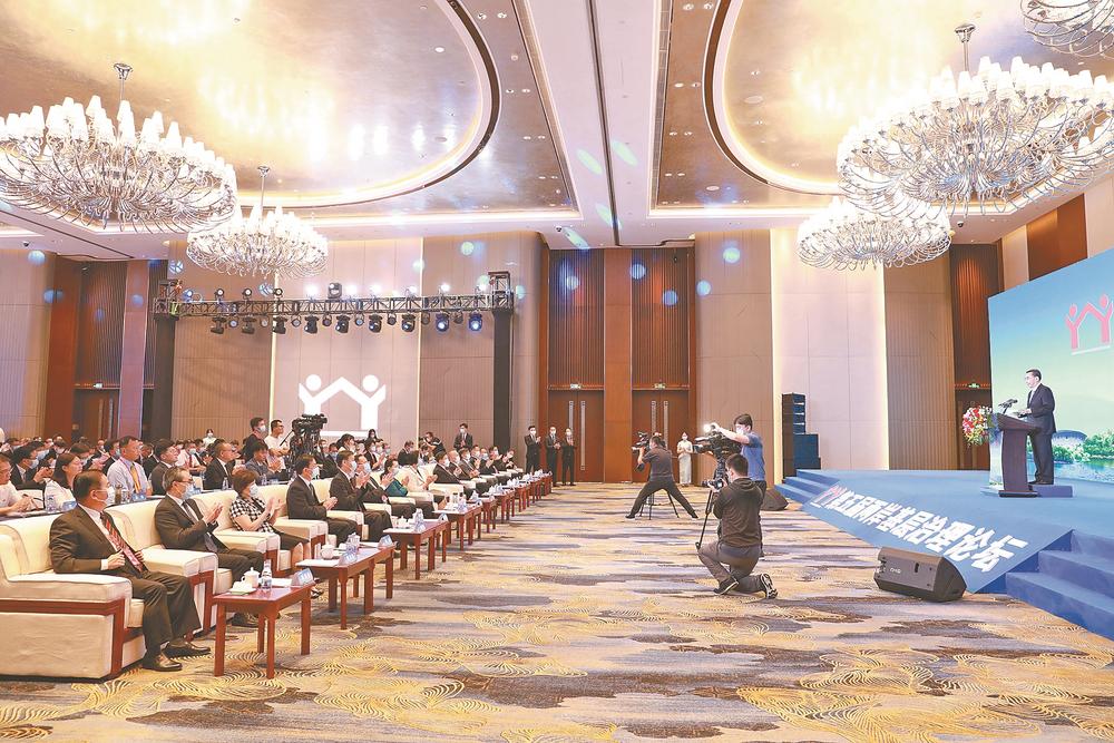 2022年7月,全国政协港澳台侨委员会与福建省政协在厦门共同举办第五届两岸基层治理论坛。