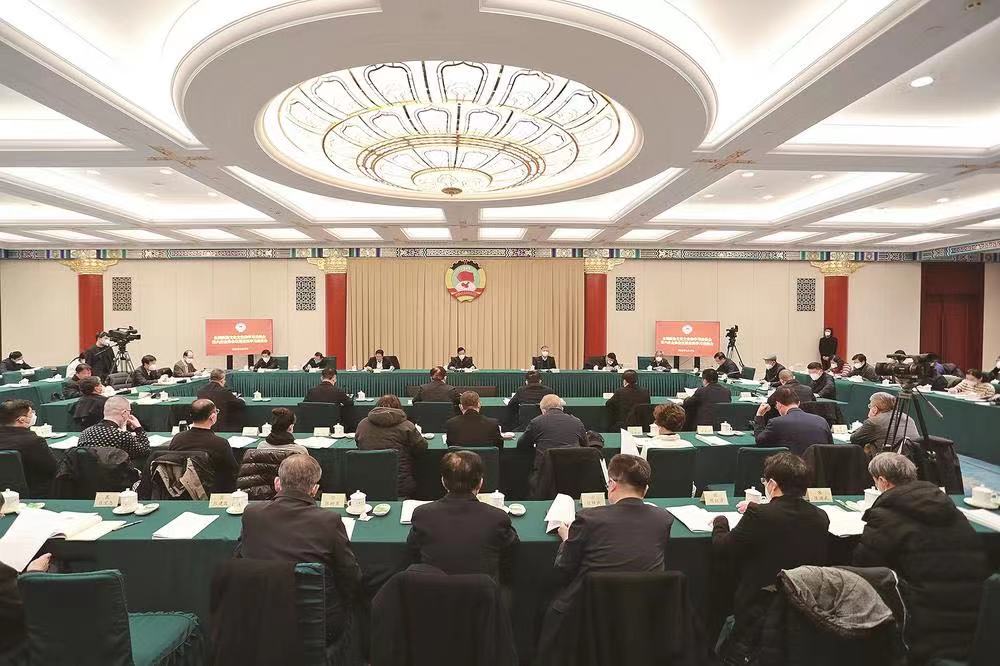 2023年1月17日,十三届全国政协文化文史和学习委员会第六次全体会议暨委员学习座谈会在京举行。会议总结回顾了十三届全国政协文化文史和学习委员会的工作。