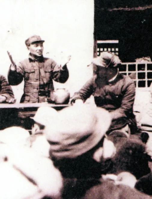 1948年3月15日，邓小平在中原局干部会议上作整党和新式整军工作的动员报告