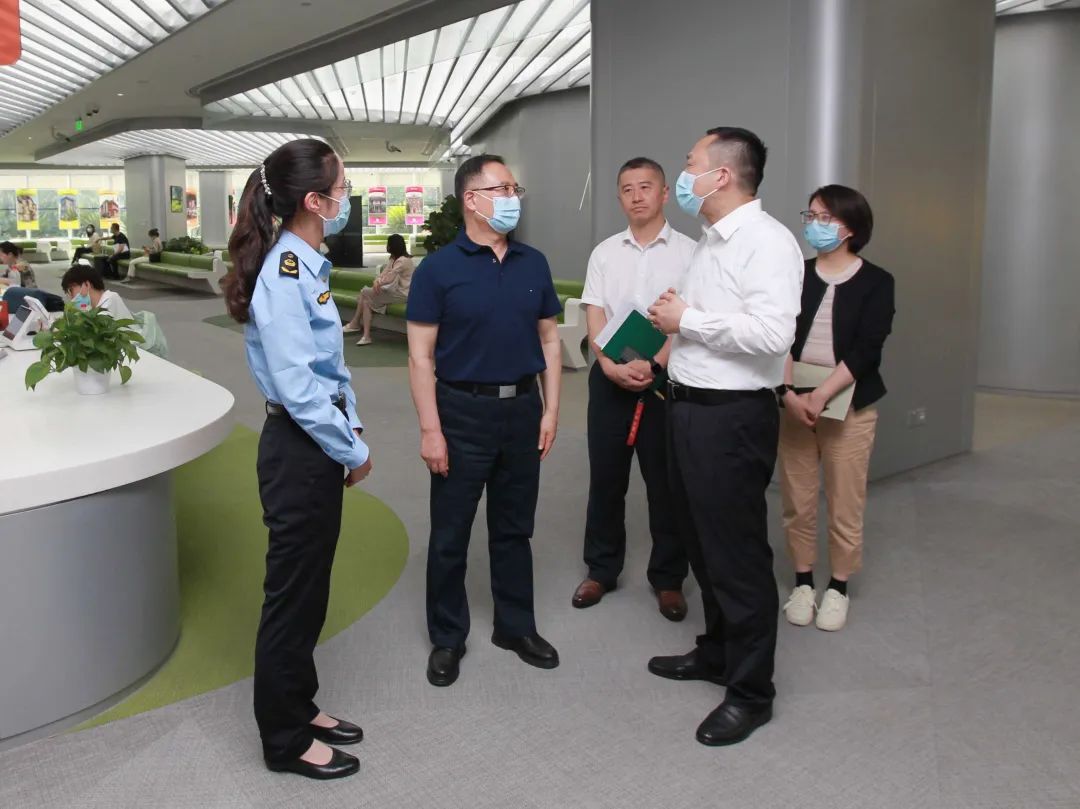 徐汇区政协主席黄冲带队赴区市场监管局走访调研_长三角政协