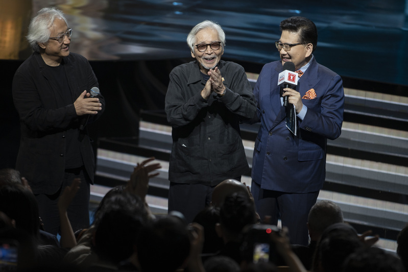 山田洋次在现场讲述他和上海电影节的情缘。