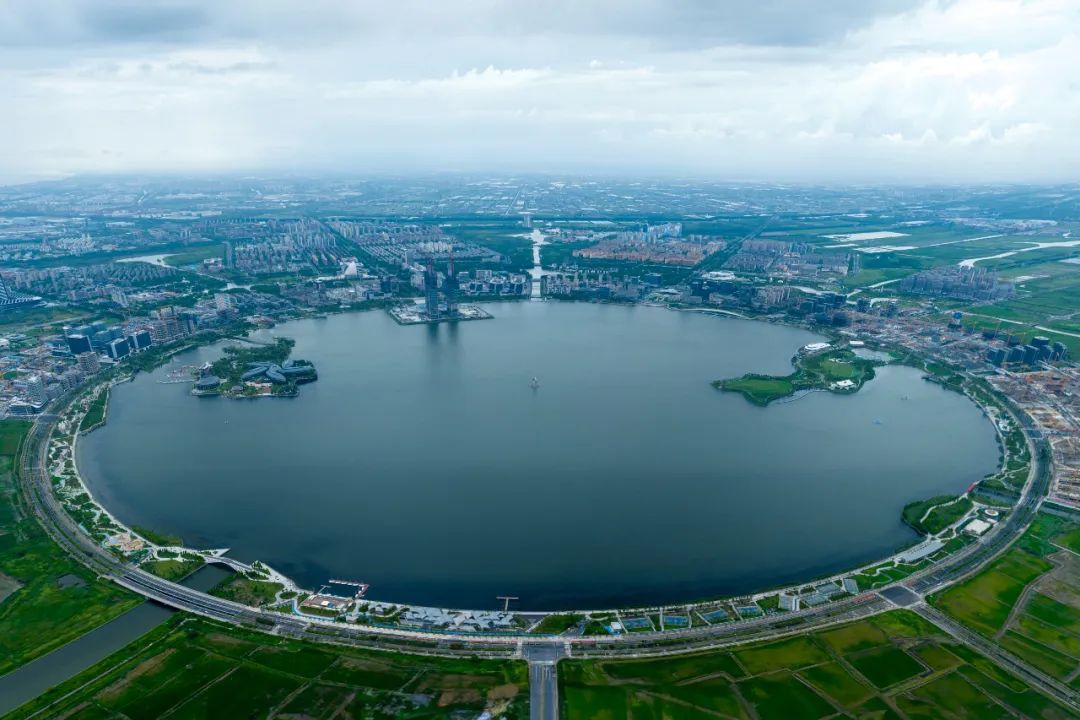 滴水湖