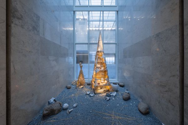 “四两千斤:梁绍基、杨诘苍双人展”