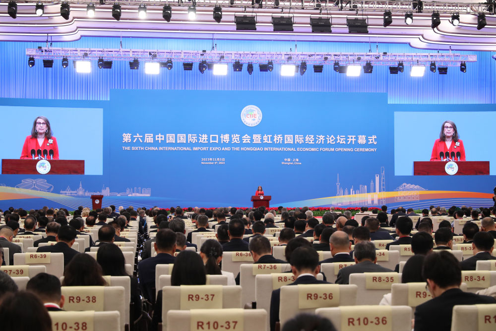 11月5日,联合国贸易和发展会议秘书长格林斯潘在第六届中国国际进口博览会开幕式上致辞。新华社记者 方喆 摄