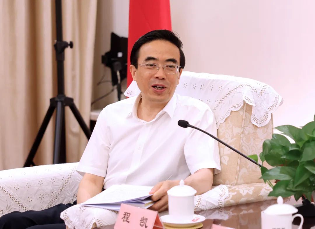 程凯介绍情况