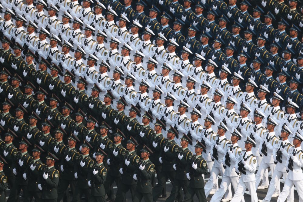 2019年10月1日上午,庆祝中华人民共和国成立70周年大会在北京天安门广场隆重举行。这是联勤保障部队方队。 新华社记者 江宏景 摄