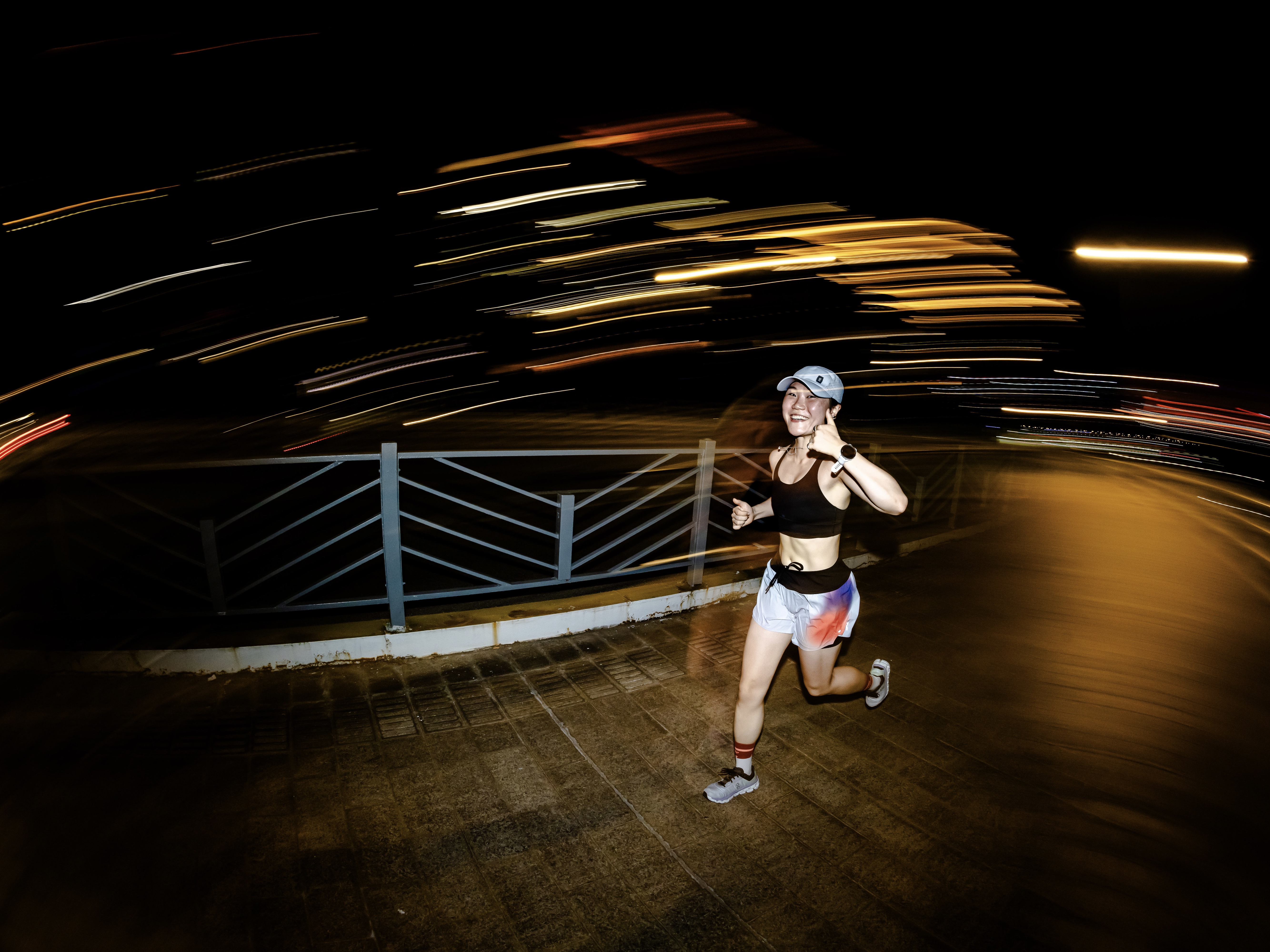 吴婧菲“夜跑”