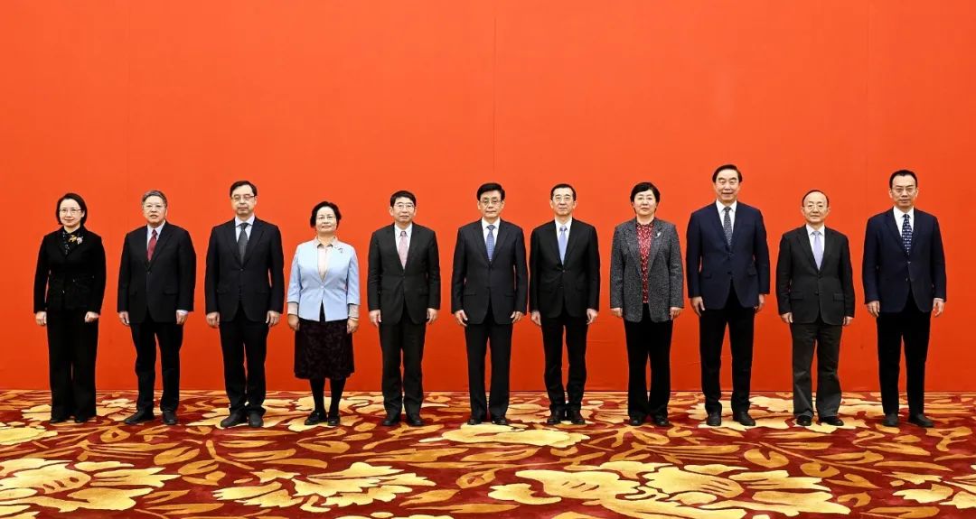 农工党第十七届中央委员会领导班子合影