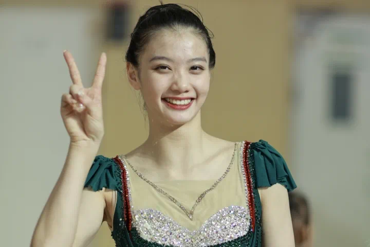 王澜静。