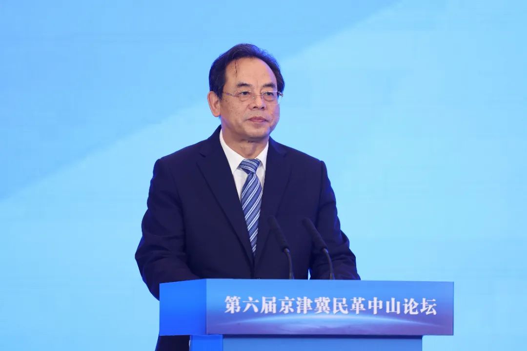 何秉群发言