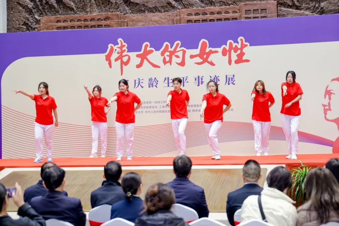 舞蹈《等你的回答》