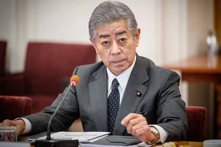 日本外相岩屋毅