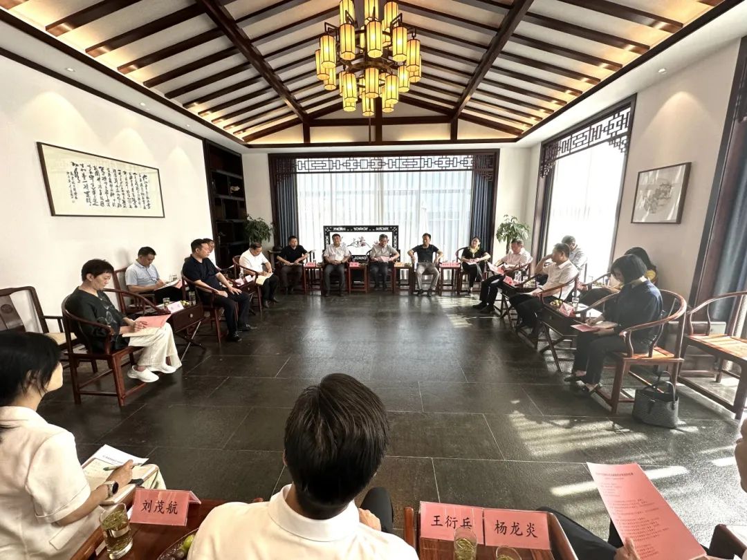 ▲首场企业家委员沙龙活动开展