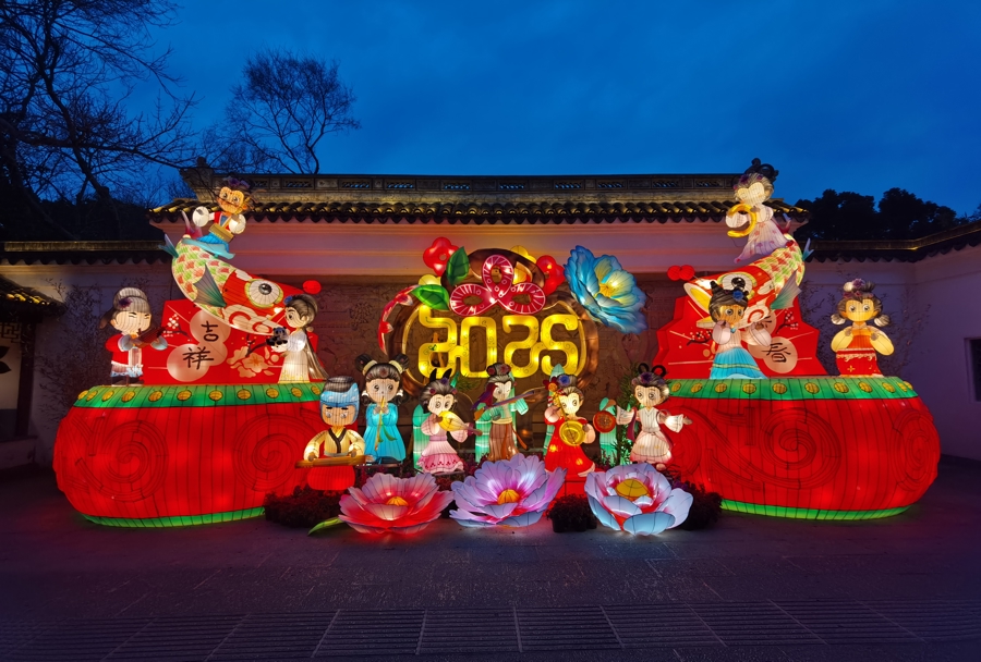 “花神乐队”。 陈玺撼摄