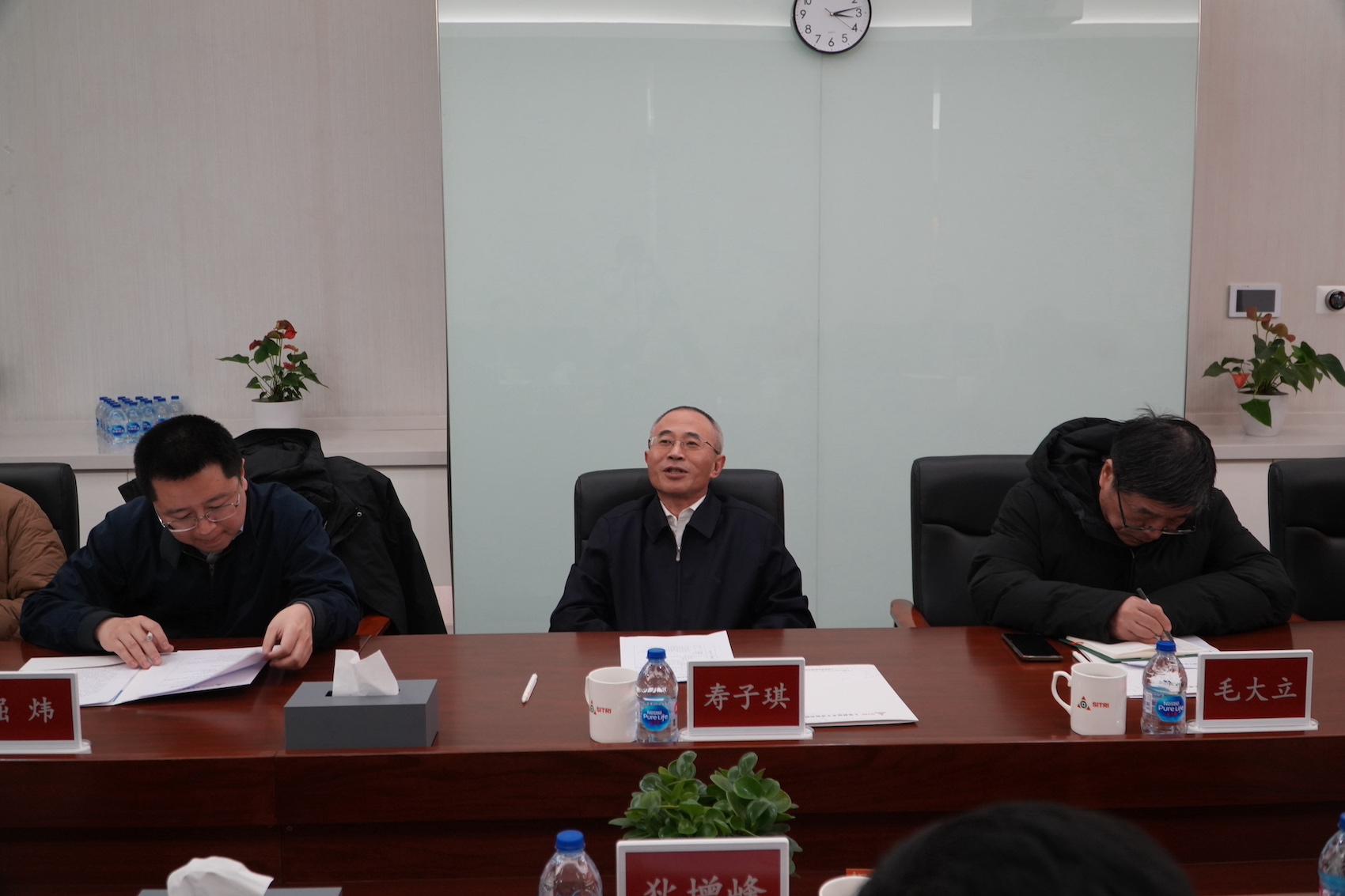 市政协副主席寿子琪讲话