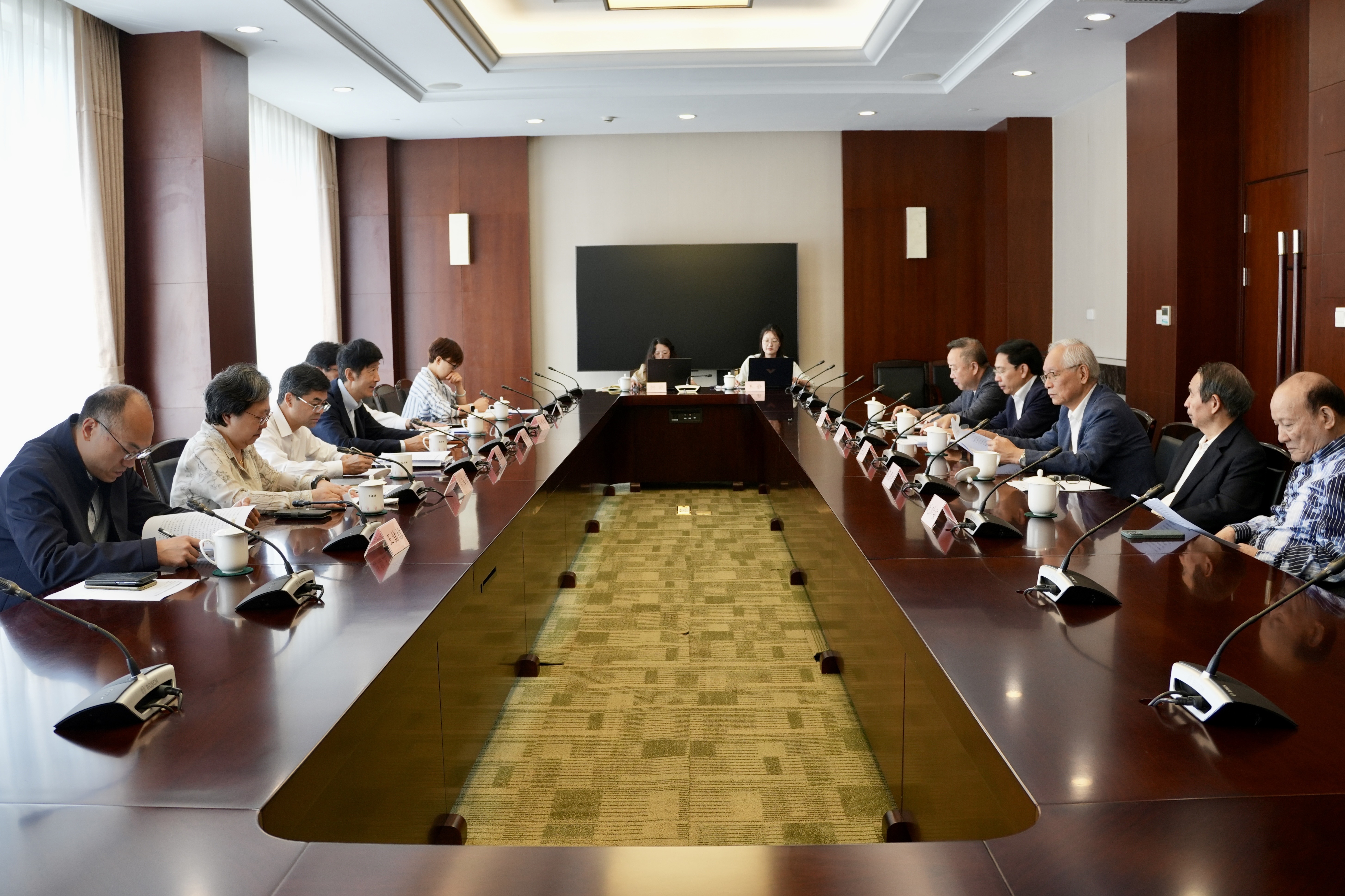 会议现场 游思静 摄