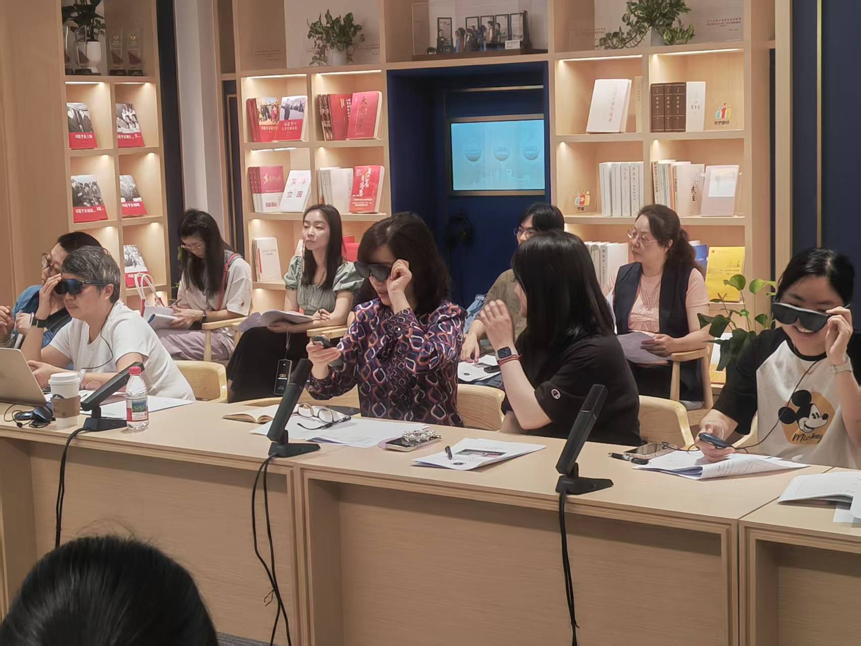 教师体验VR云端探访实践点