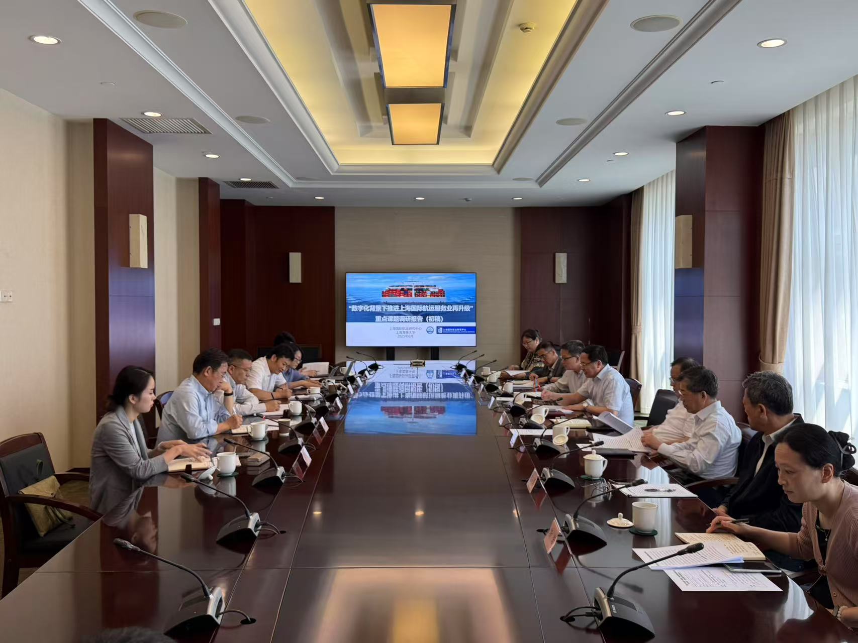 重点课题调研座谈会现场 潘良蕾摄