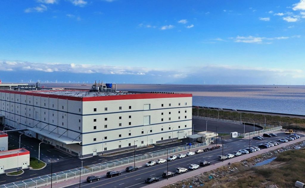 时代智能临港基地试验中心。